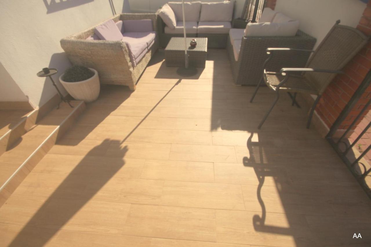 Little Peaceful Retreat Room With Bath, Heating, Terrace, Free Wifi Fridge Easy Parking Марбелья Экстерьер фото