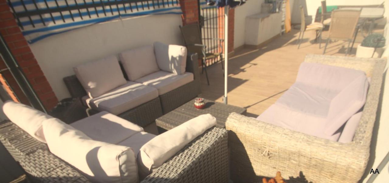 Little Peaceful Retreat Room With Bath, Heating, Terrace, Free Wifi Fridge Easy Parking Марбелья Экстерьер фото