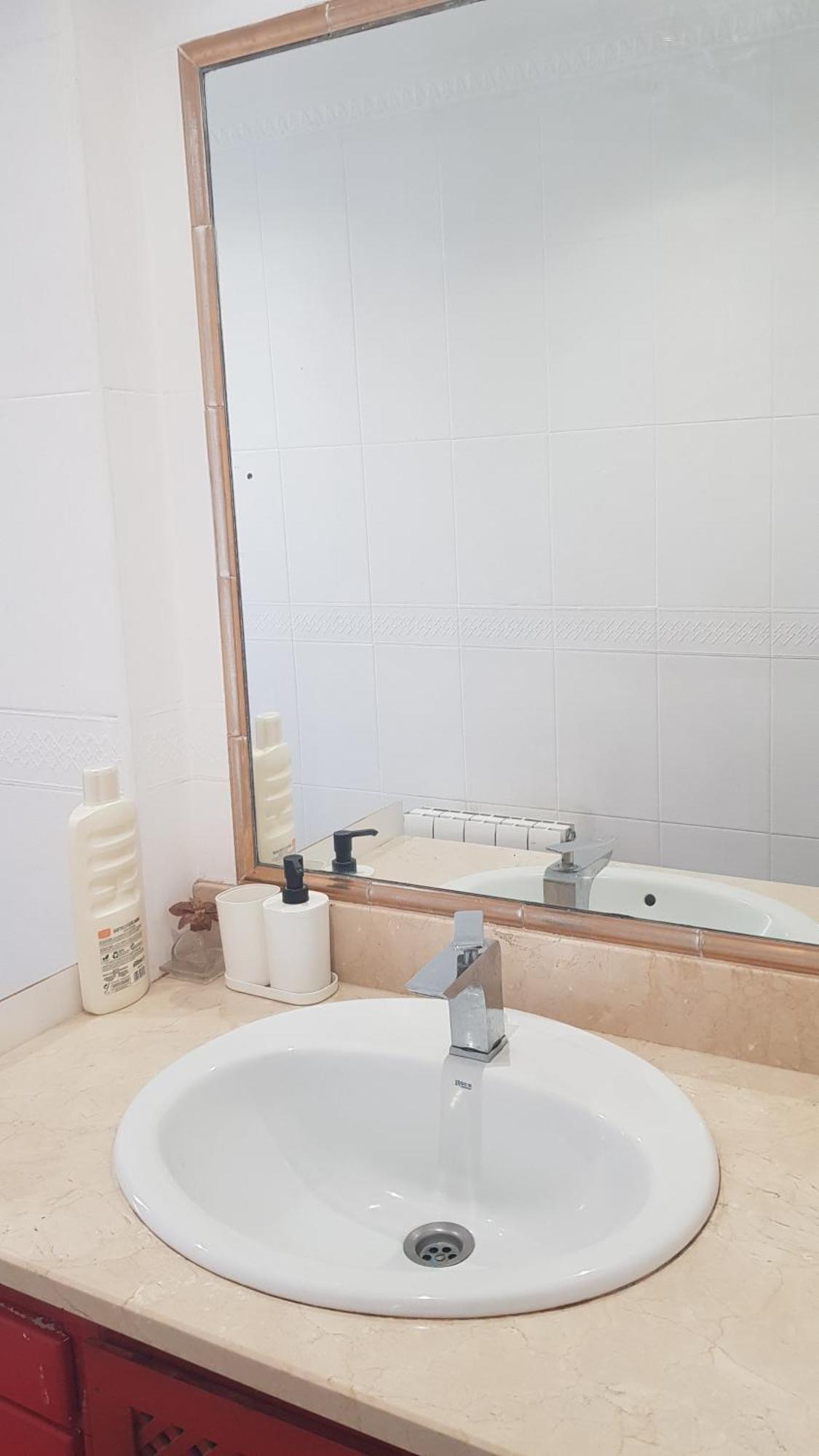 Little Peaceful Retreat Room With Bath, Heating, Terrace, Free Wifi Fridge Easy Parking Марбелья Экстерьер фото